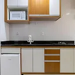 1 Qt, Wc, 800 M Do Metro Tucuruvi, Proximo A Serra Da Cantareira
