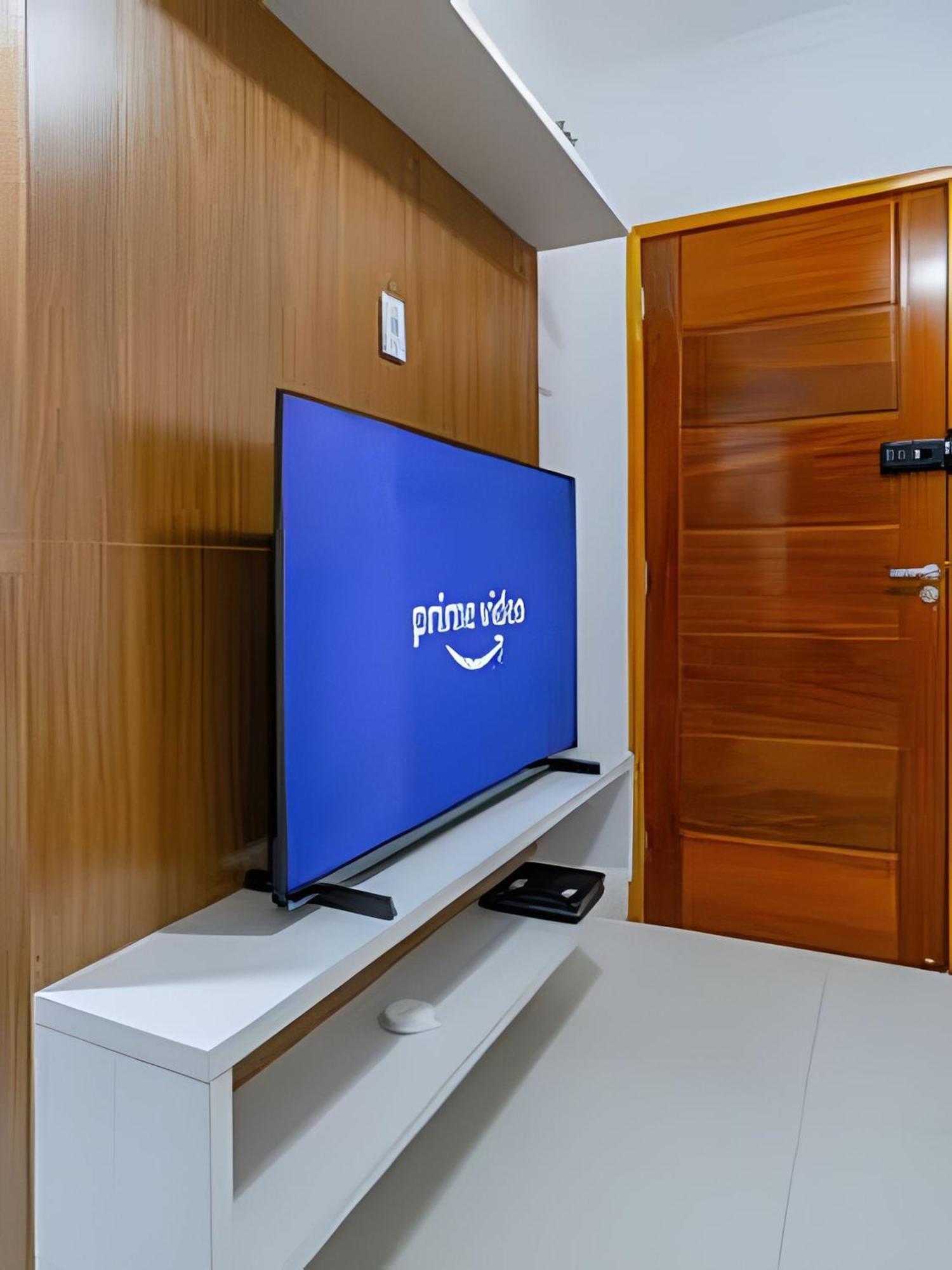 1 Qt, Wc, 800 M Do Metro Tucuruvi, Proximo A Serra Da Cantareira Apartamento *