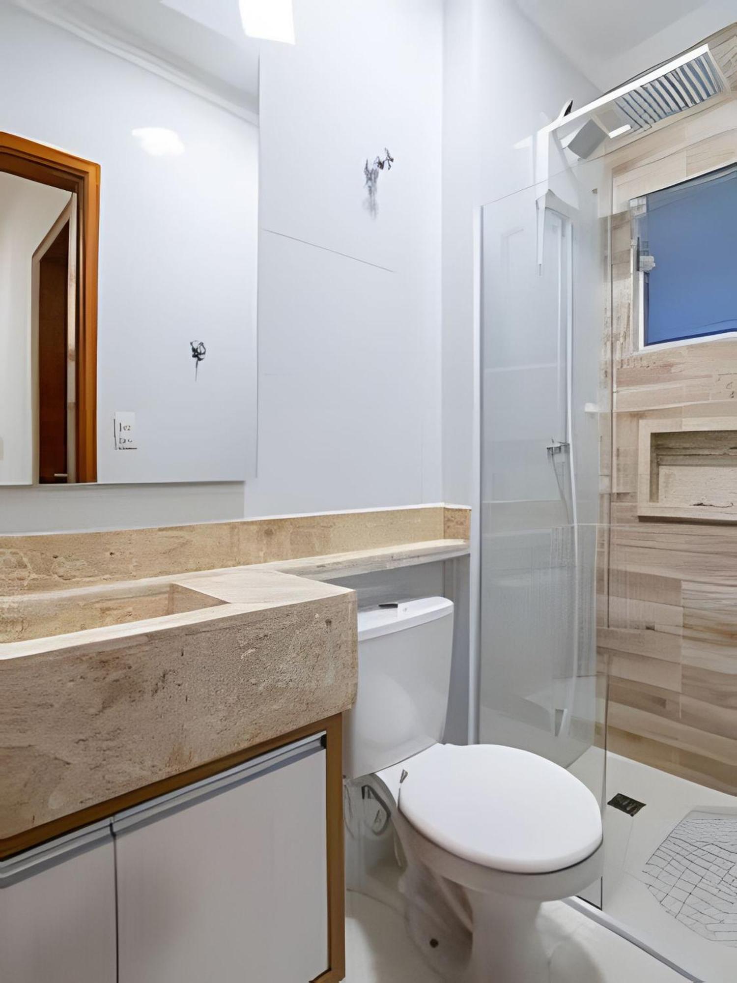 1 Qt, Wc, 800 M Do Metro Tucuruvi, Proximo A Serra Da Cantareira *